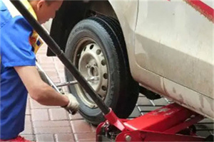 迪庆附近拖车24小时服务热线电话